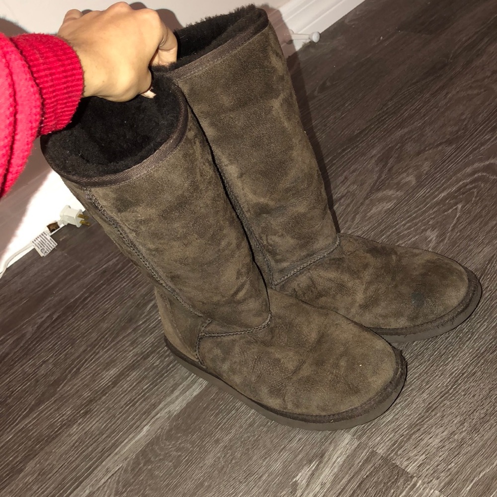 Brown fur uggs